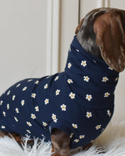 Load image into Gallery viewer, Daisy Jersey
